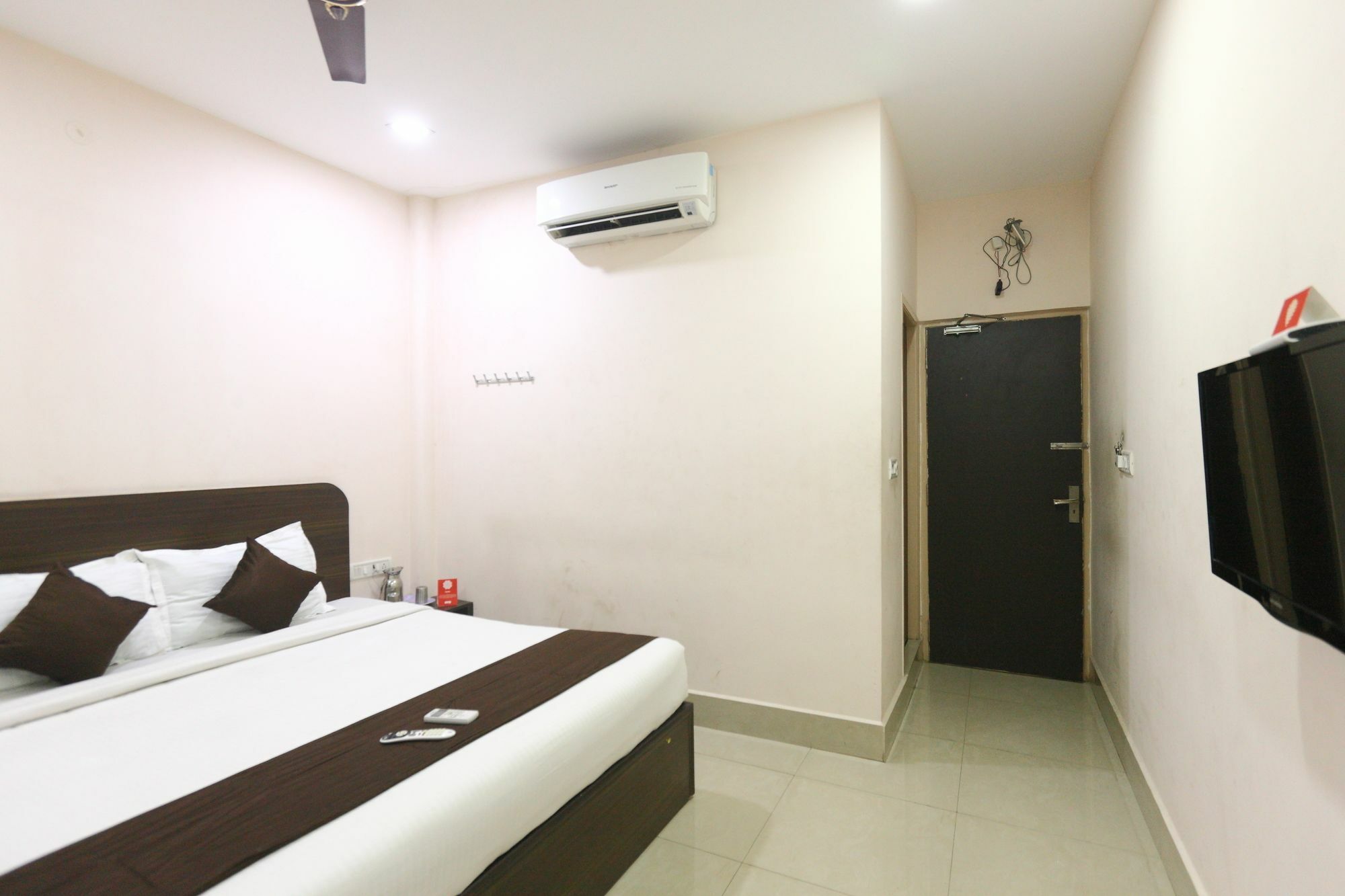 OYO 1246 Raaj Residency Chennai Exterior foto